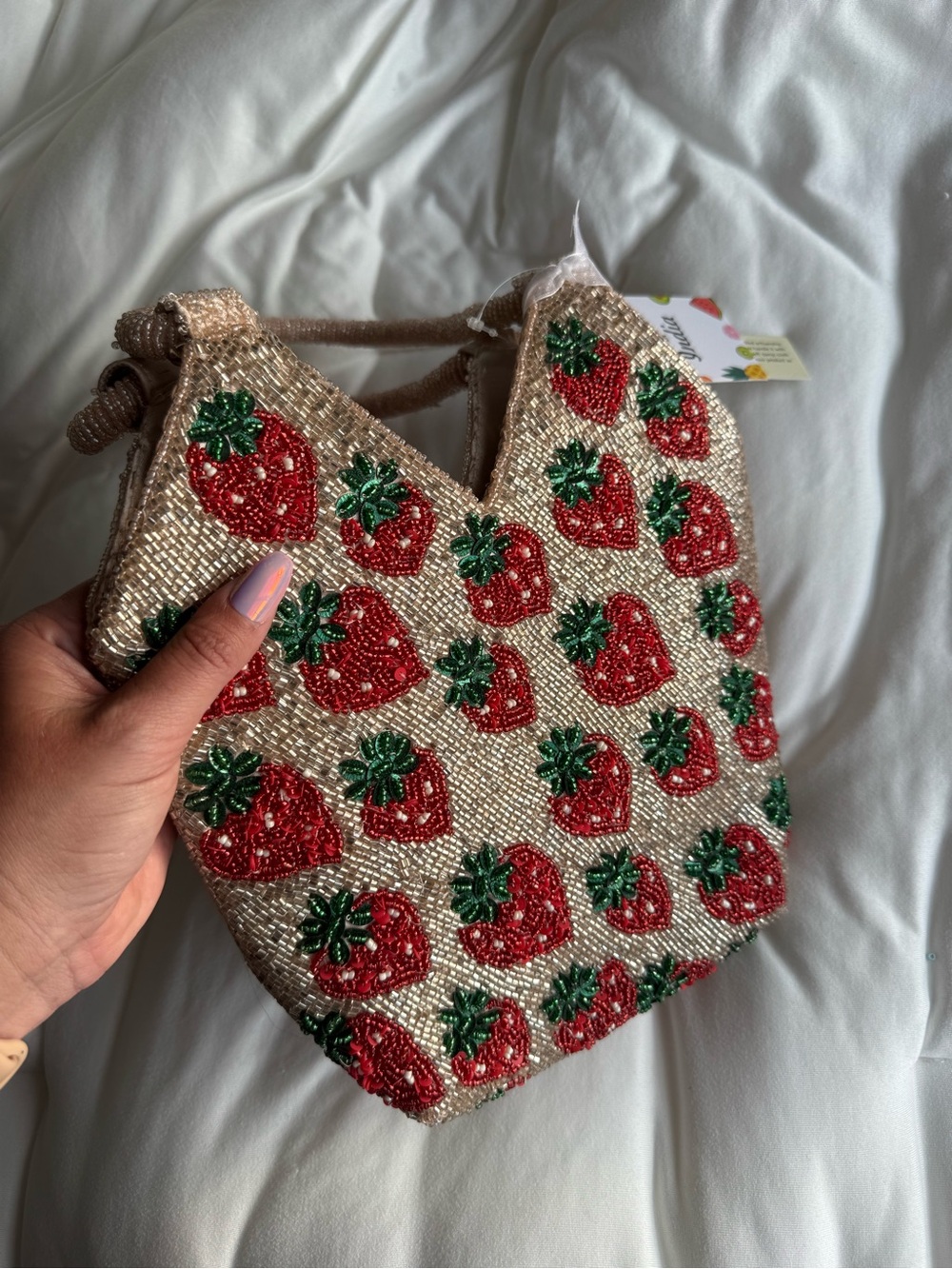 Strawberry Beaded Bucket Bag Handmade in India New With Tags - Picture 4 of 15